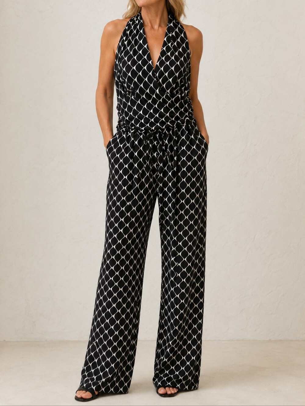 Boston Proper Black & White Abstract Geometric Print Halter Jumpsuit V-neck 14